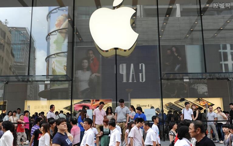 苹果或推出中国特色版iPhone 将设置屏下指纹