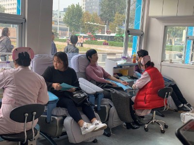 新华保险石家庄中心支公司组织开展志愿者献血