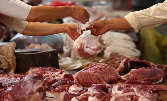 储备冻肉来了，猪肉价格是不是涨到头了？