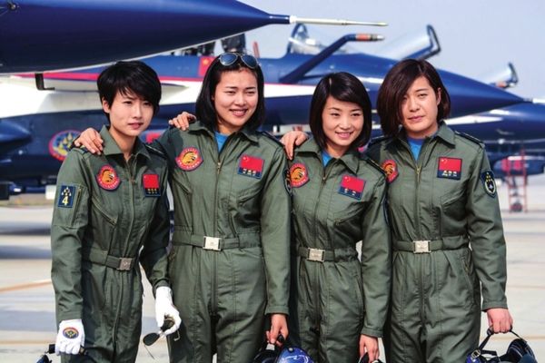 高考问答090：2019年空军招收第十二批女飞行学员