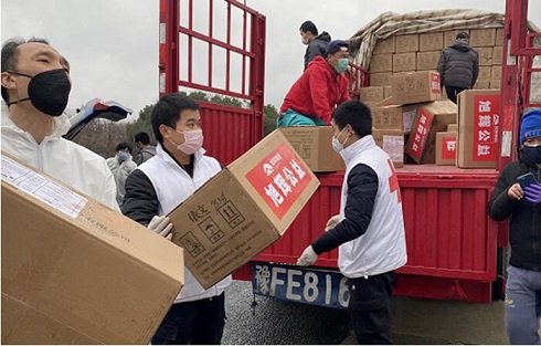 旭辉集团第四批捐助物资3.4万件医用隔离服送达湖北、上海